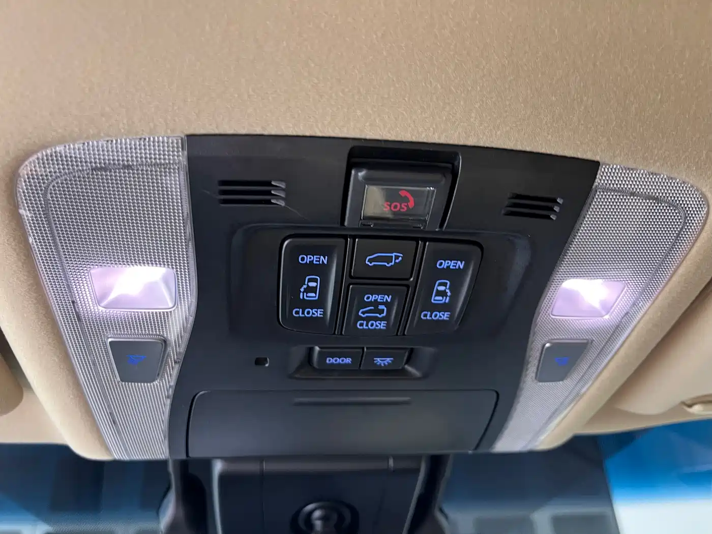 Toyota Alphard 2023 Dual Hybrid 2.5L Ultimate Gold Edition фото 23
