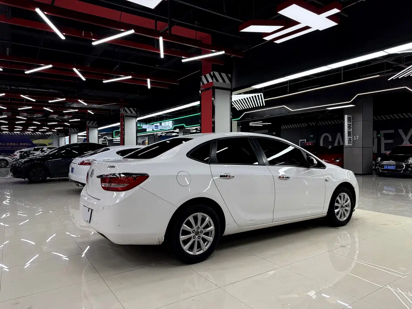 Buick Excelle 2013 GT 1.6L Automatic Fashion Edition фото 7