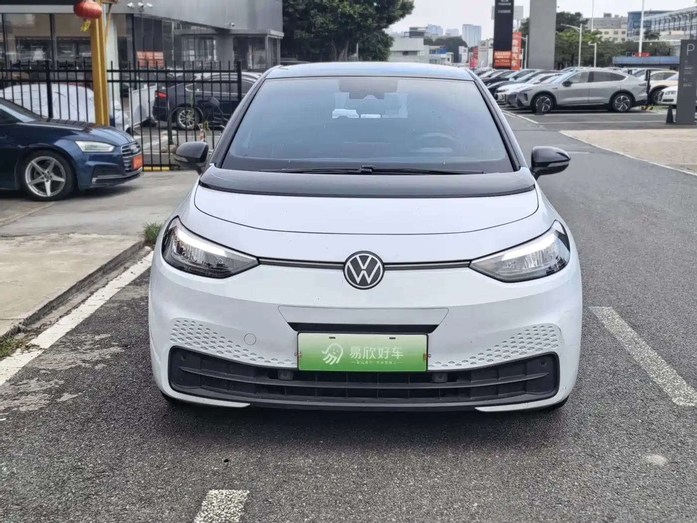 Volkswagen ID.3 2023 Upgraded Pure Intelligence Edition фото 2