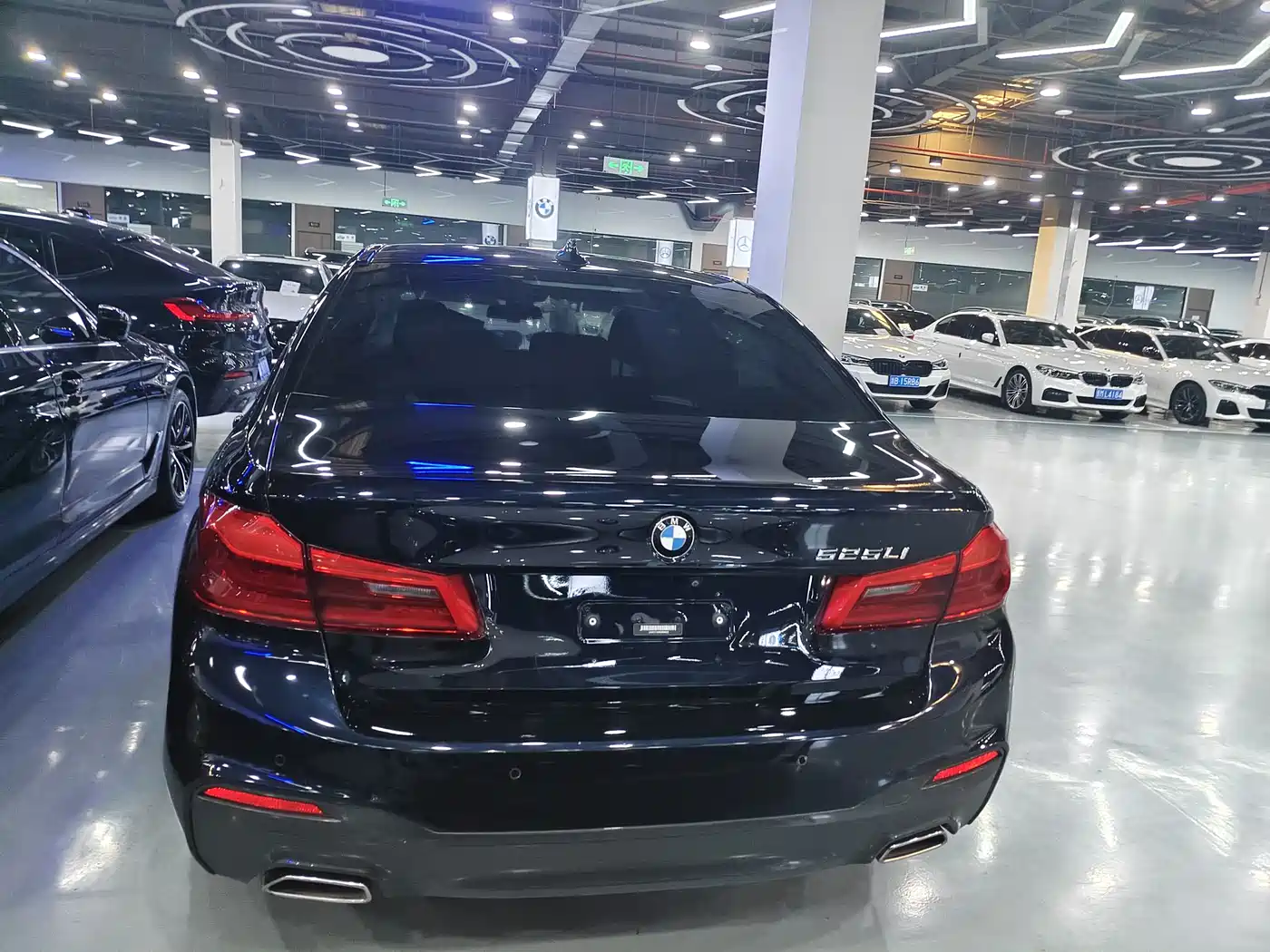 BMW 5 Series 2019 525Li M Sport Package фото 8