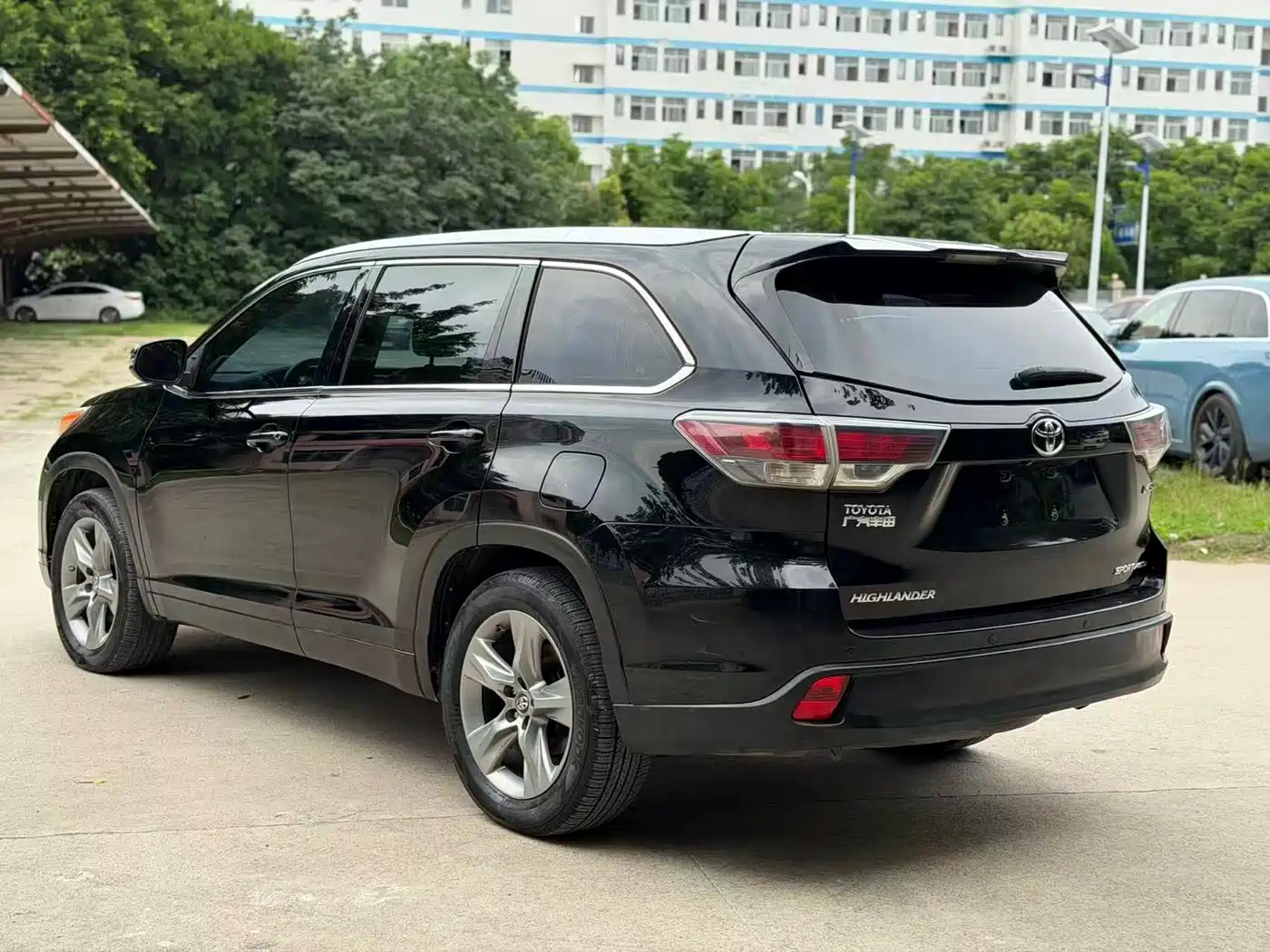 Toyota Highlander 2017 2.0T 4WD Premium 7-Seater фото 4