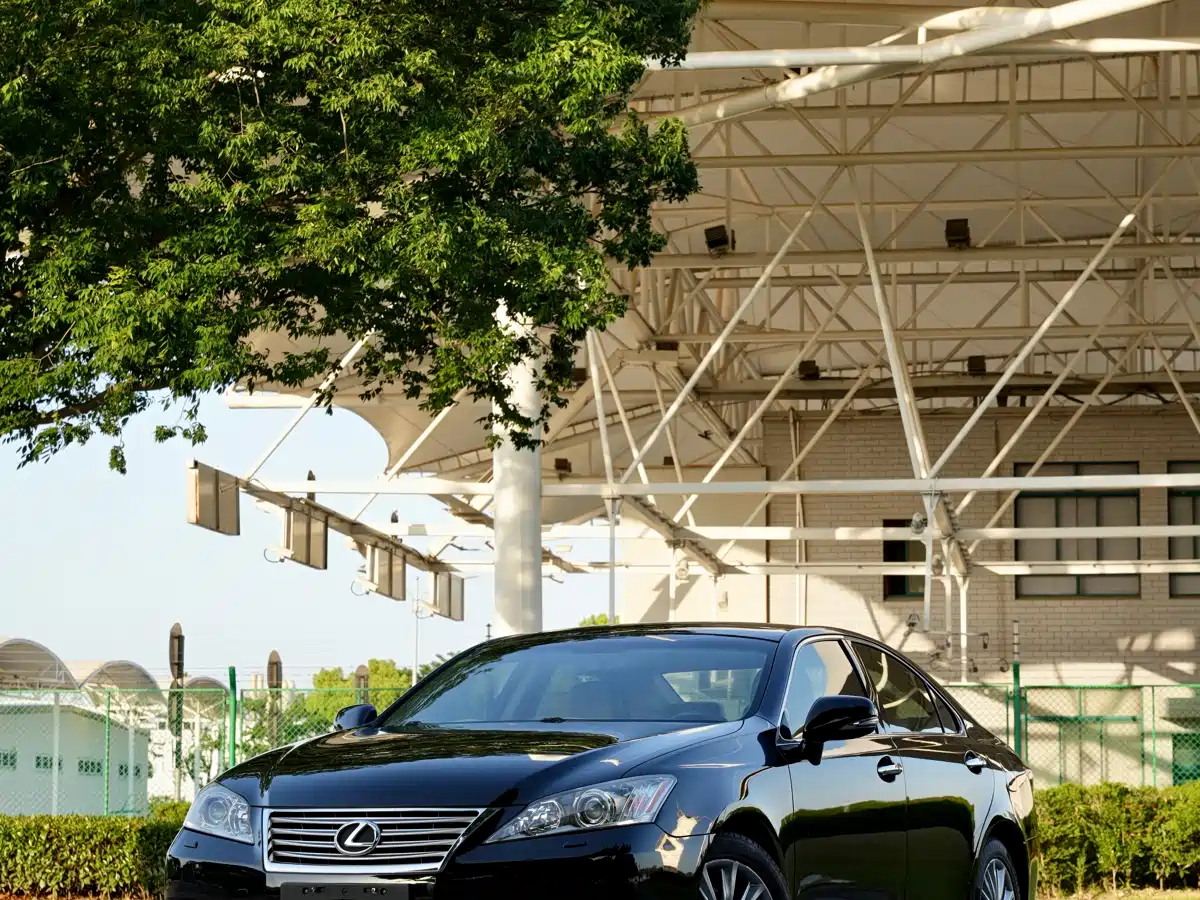 Lexus ES 2010 350 Luxury Edition