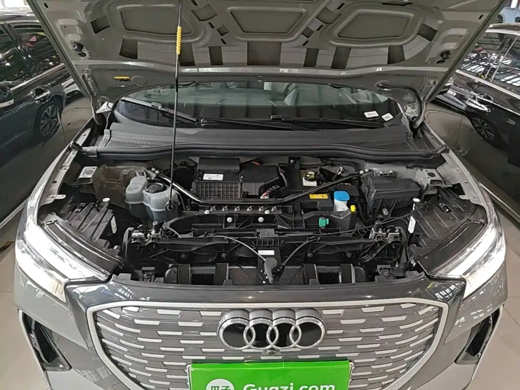 Фото 20 - Audi Q4 e-tron