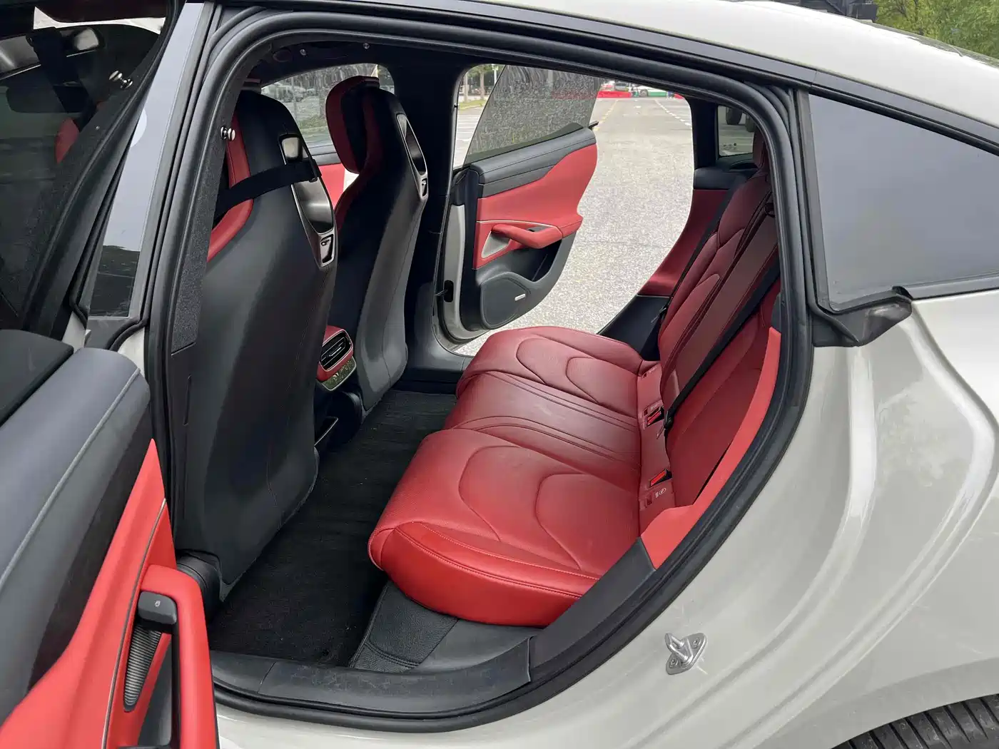 Xiaomi Auto Xiaomi SU7 2024 RWD Ultra Long Range Advanced Smart Driving Pro Edition фото 5
