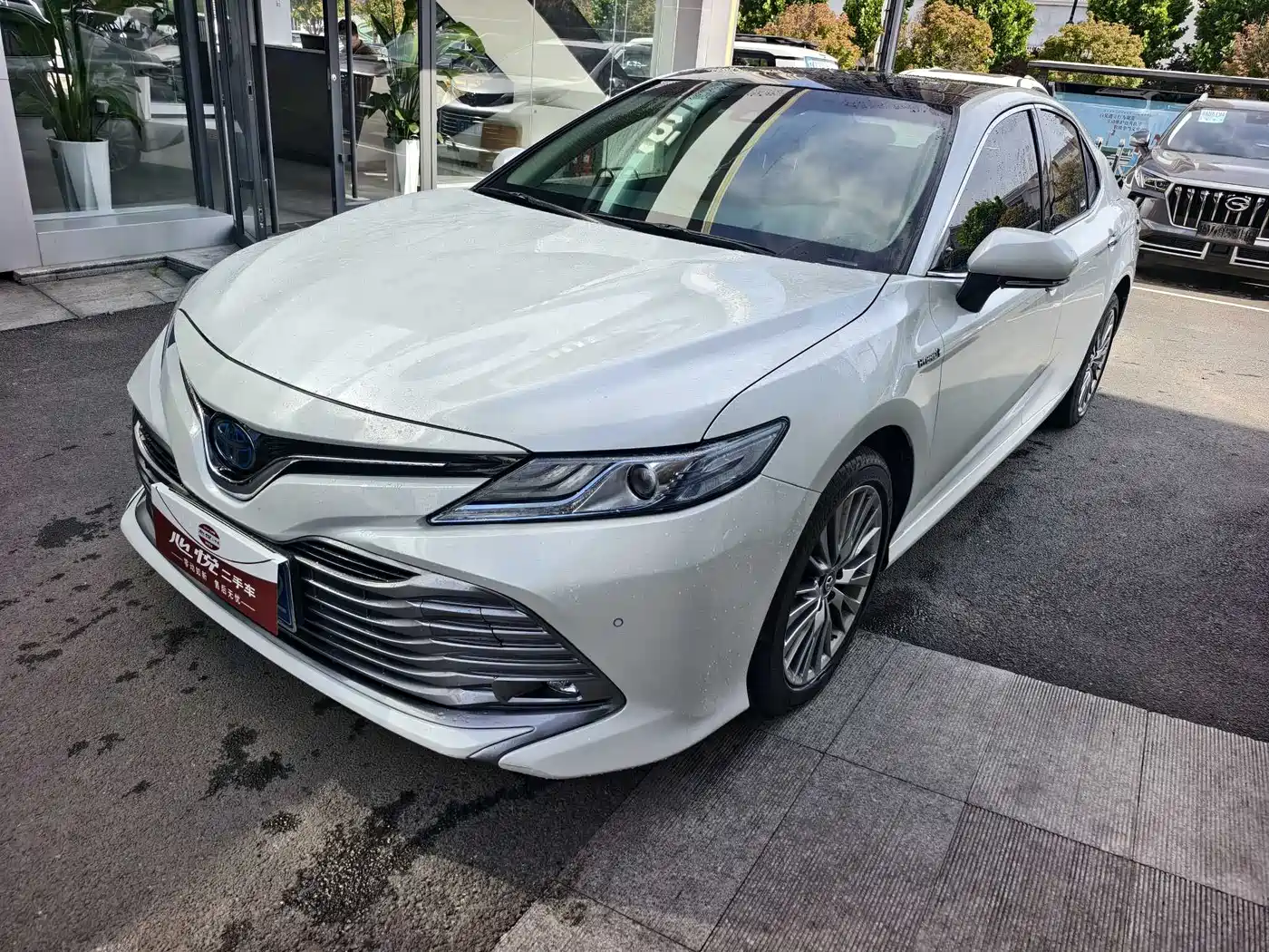 Toyota Camry 2019 Hybrid 2.5HG Luxury Edition China V