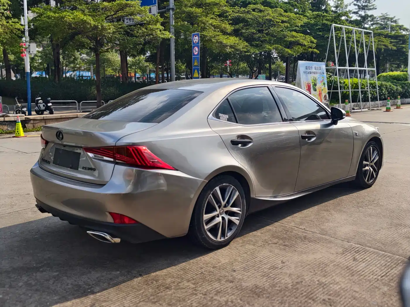 Lexus IS 2018 2017 300 F SPORT