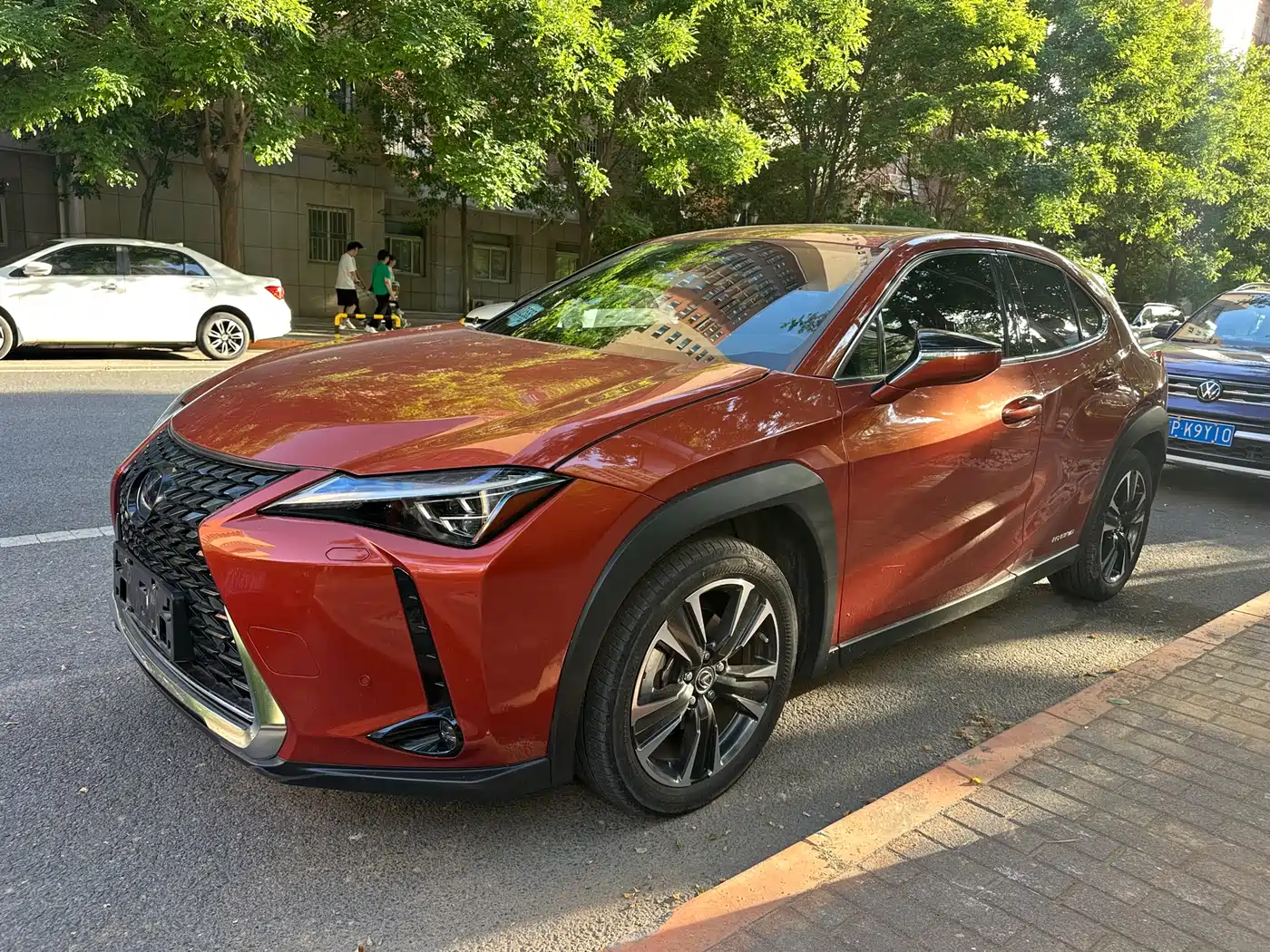 Lexus UX 2019 260h Explore & Enjoy Edition China V