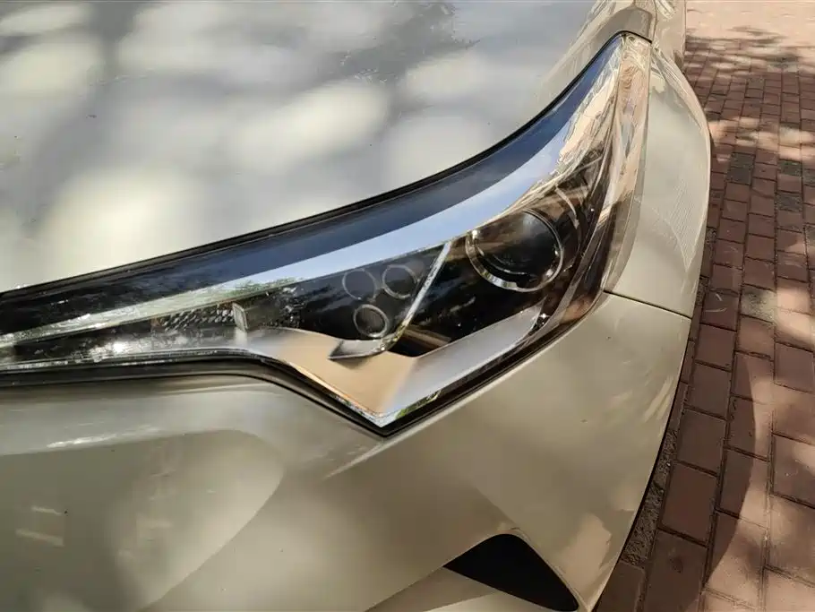 Toyota IZOA 2018 2.0L Speed Edition China VI фото 5