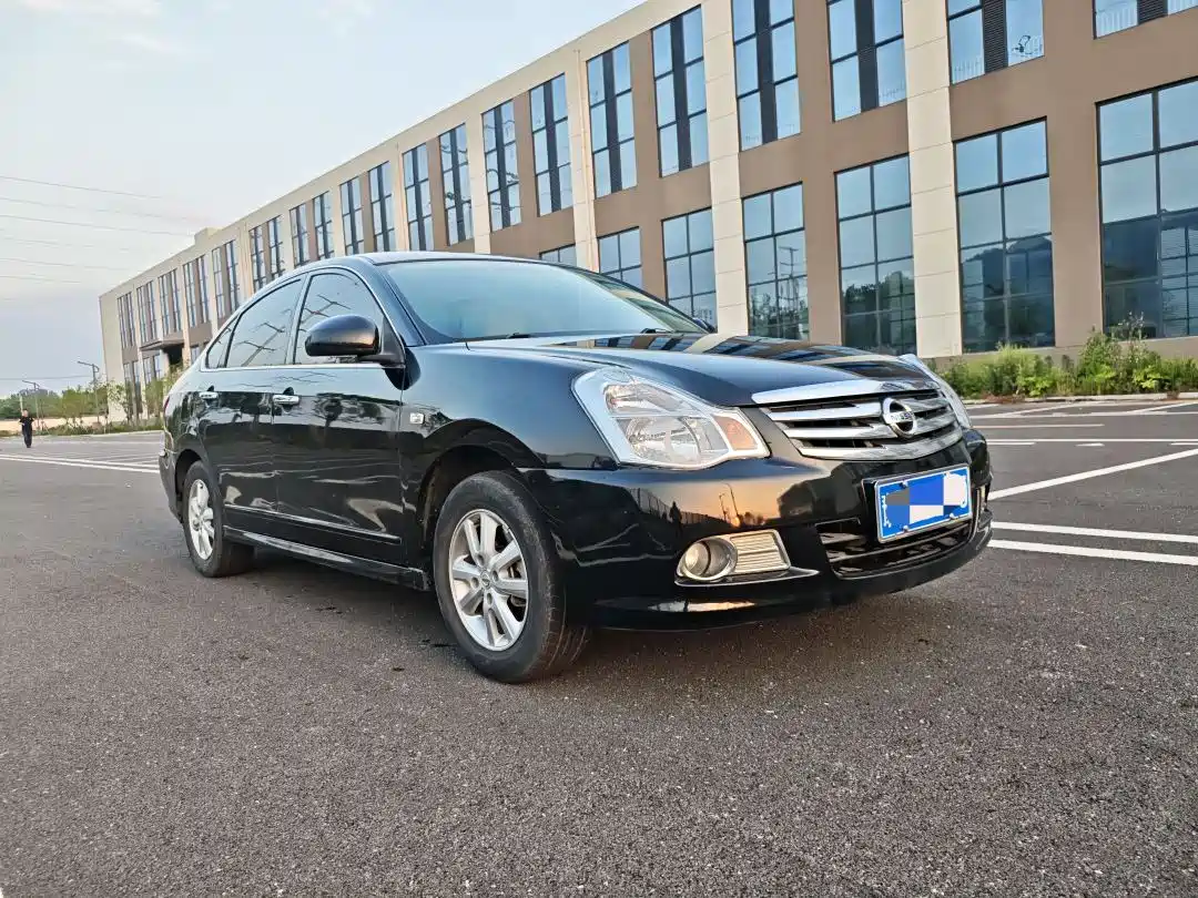 Фото 3 - Nissan Sylphy