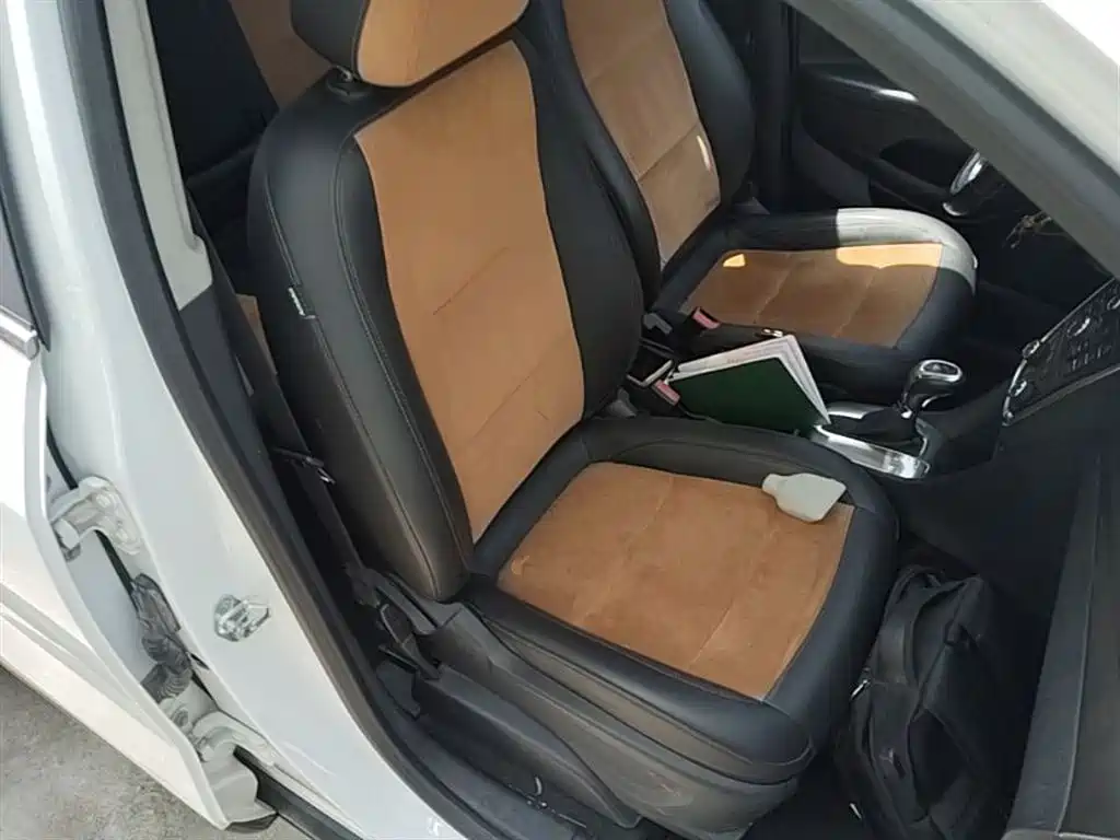 Buick Encore 2015 1.4T Automatic 2WD Urban Leading фото 25