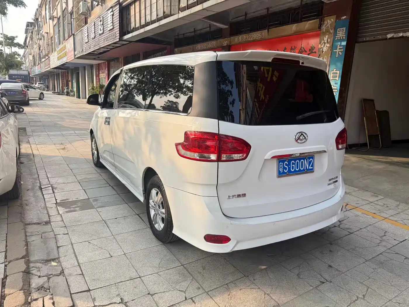SAIC Maxus Maxus G10 2021 2.0T Manual Elite Edition Diesel 8-Seater фото 9