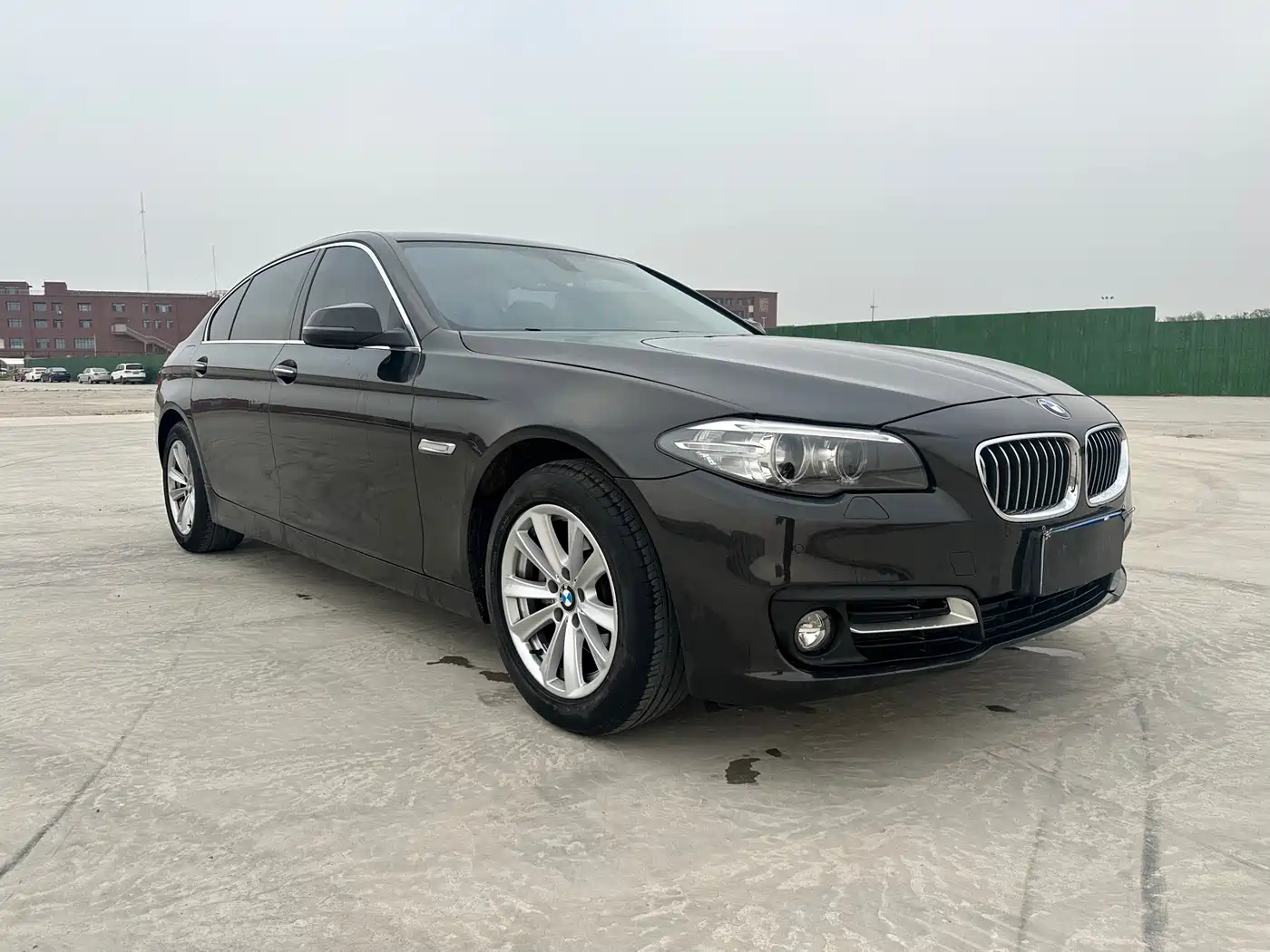 BMW 5 Series 2017 520Li Classic Edition фото 3