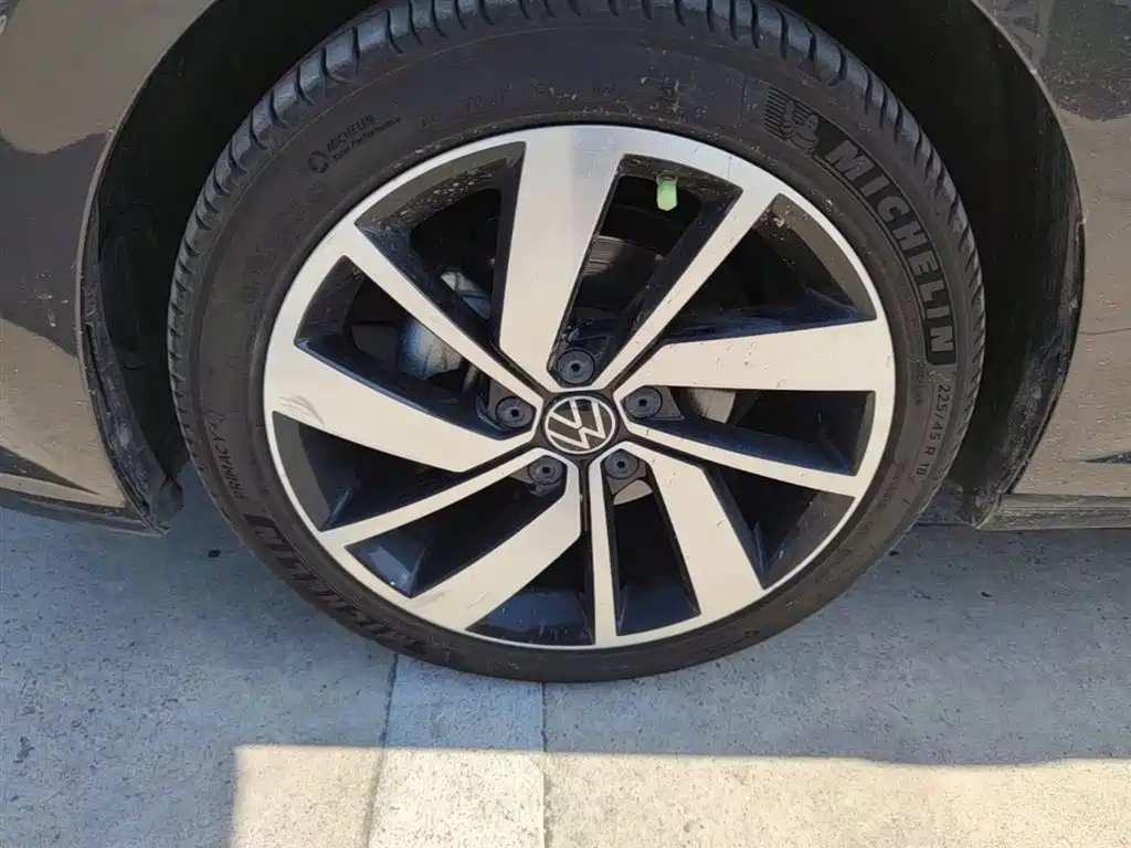 Volkswagen Sagitar 2023 300TSI DSG Excellence Edition фото 23