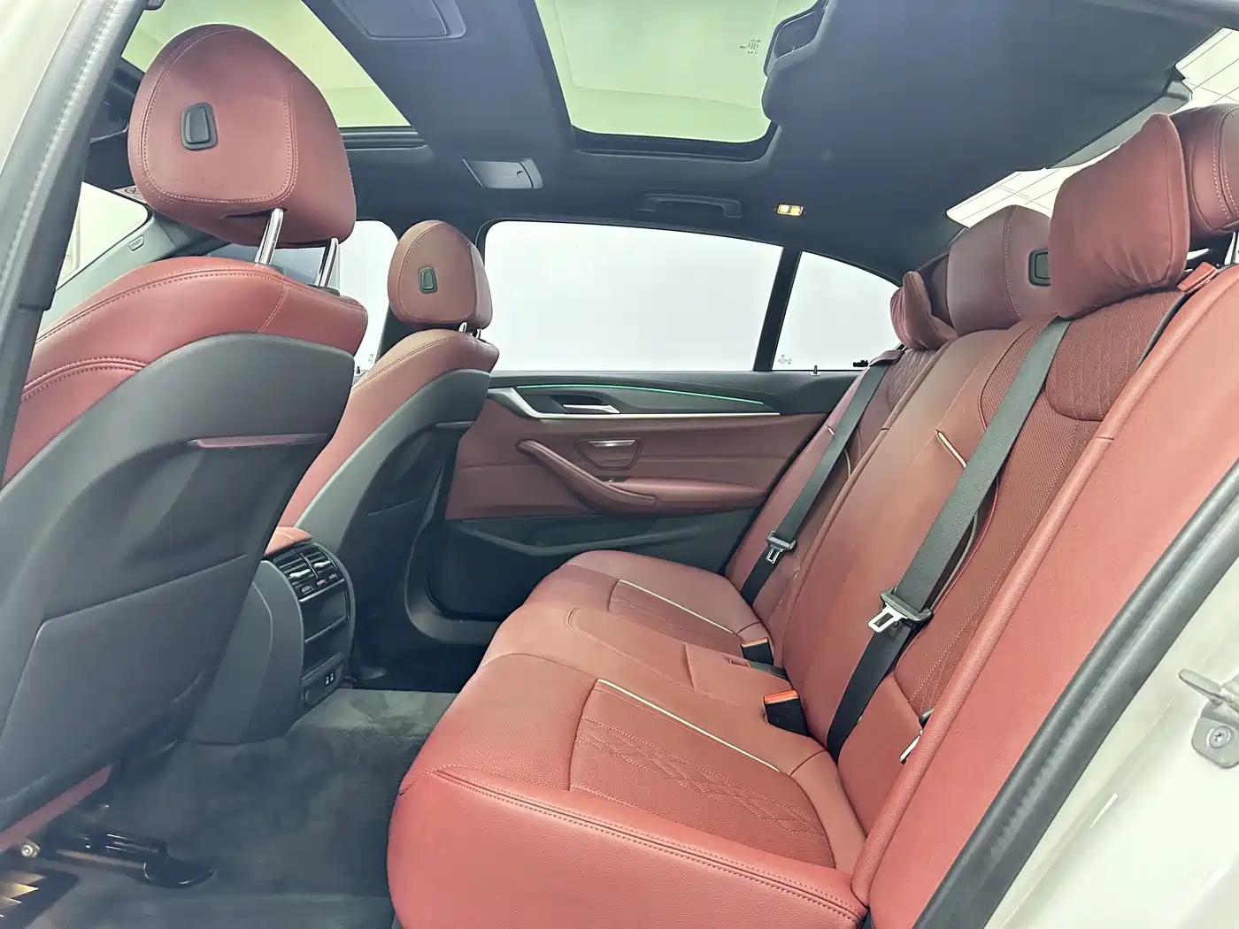 BMW 5 Series, миниатюра 10