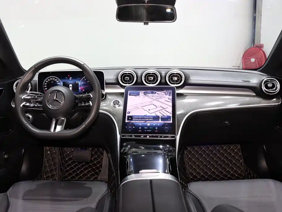 Mercedes-Benz C-Class, миниатюра 12