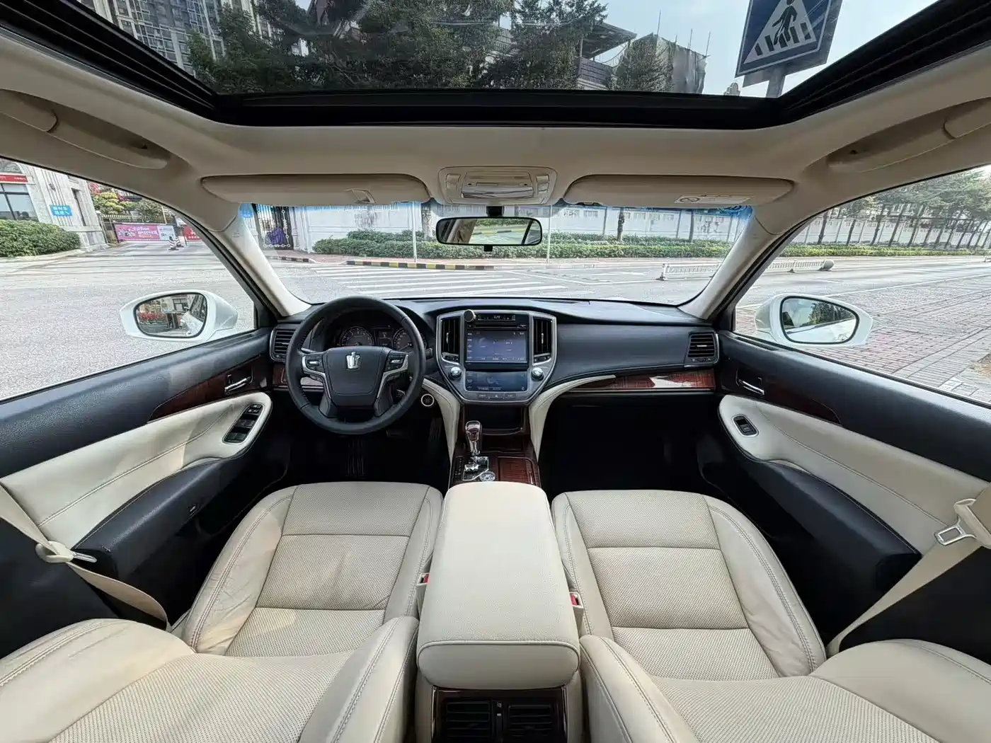 Toyota Crown 2015 2.0T Fashion фото 13