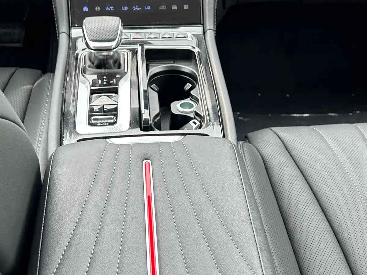 RED FLAG H5 PHEV