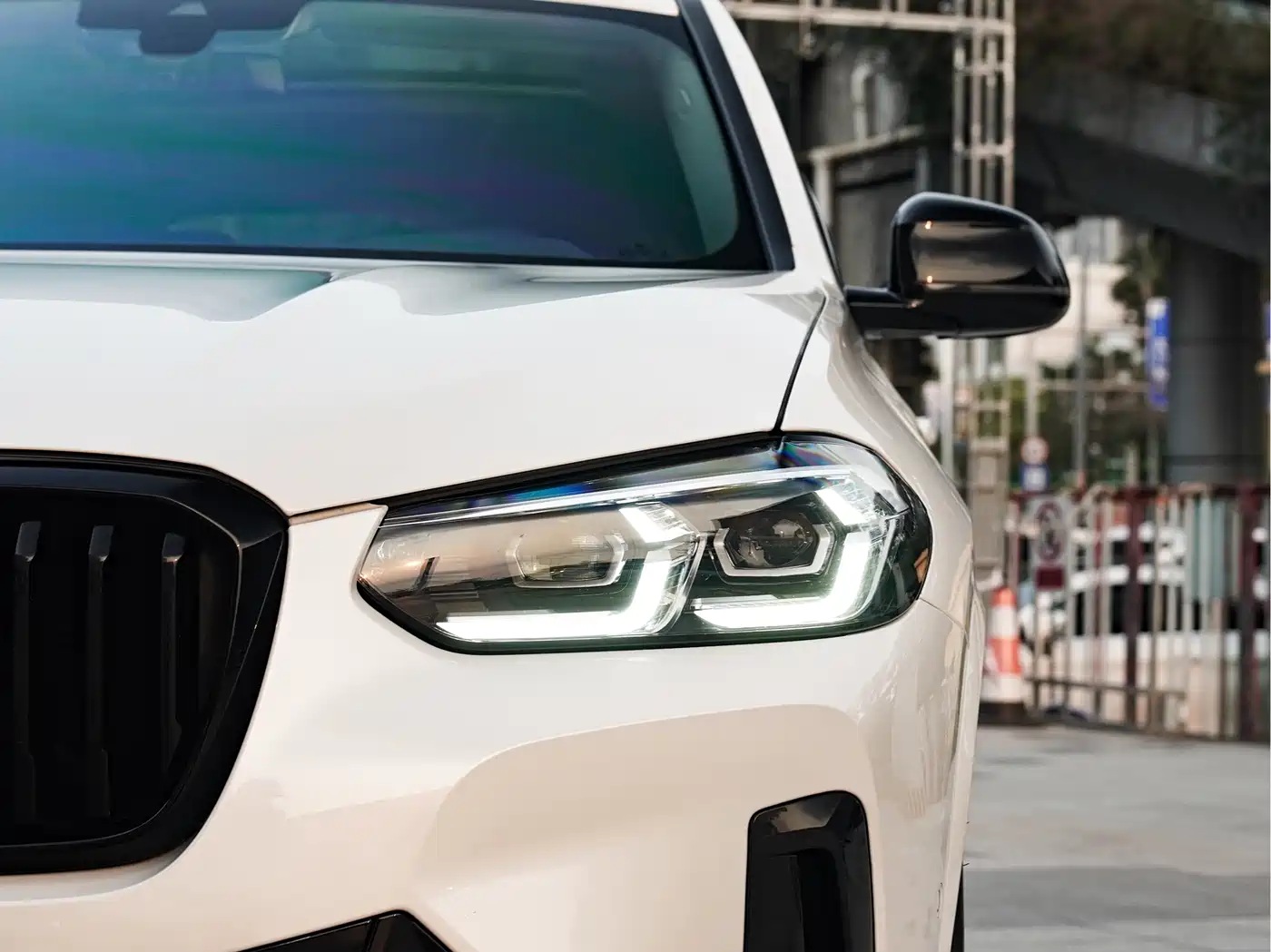BMW X3 2022 Facelift xDrive30i Leading M Shadow Edition фото 3