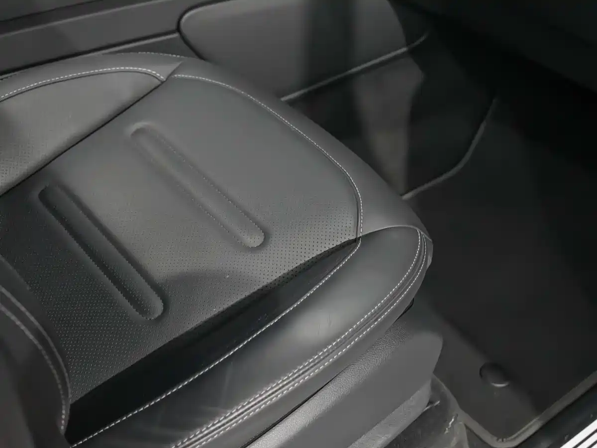 MERCEDES-BENZ G CLASS