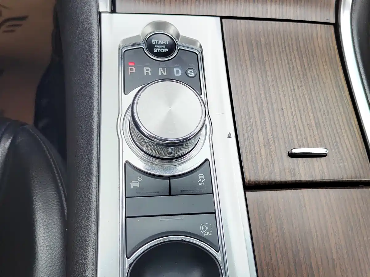 Jaguar XF 2015 2015 XF 2.0T Style Edition