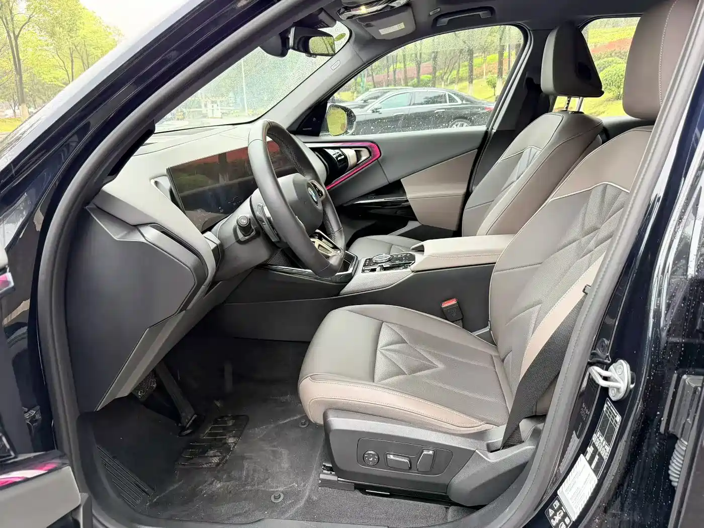BMW X3 2025 xDrive30L Premium Model M Sport Black Package фото 4