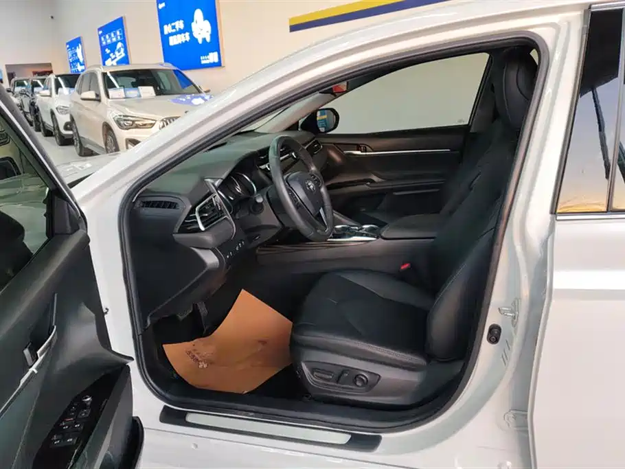 Toyota Camry 2019 Facelift 2.0G Luxury Edition фото 9