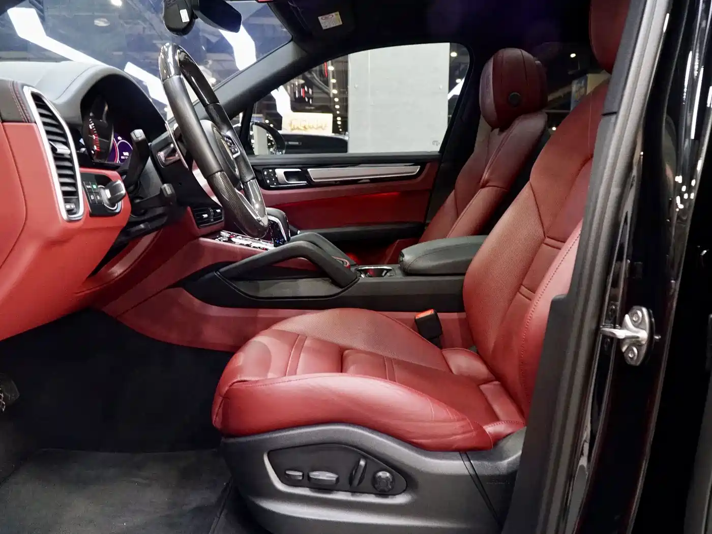 Porsche Cayenne, миниатюра 17