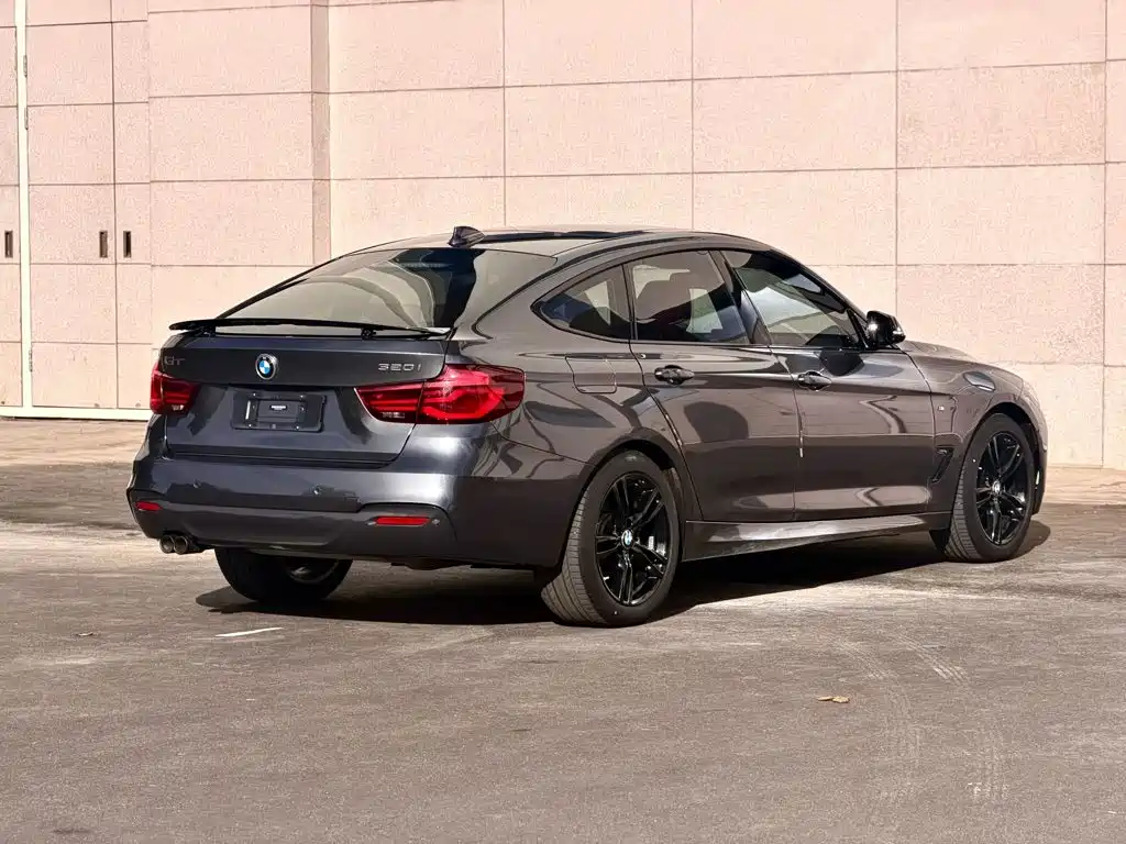 BMW 3 Series GT 2021 2020 320i M Sport Black Night Edition