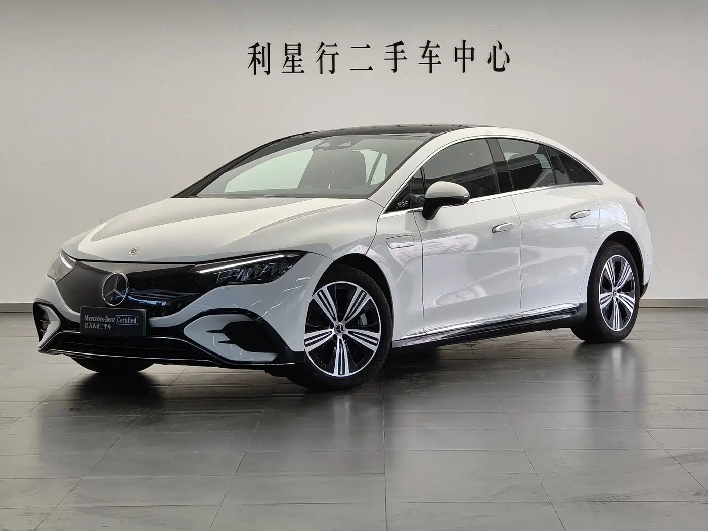 Mercedes-Benz EQE 2025 Model 500 4MATIC Luxury Edition