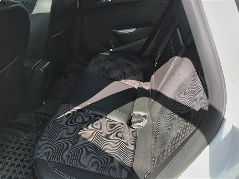 Buick Excelle 2012 XT 1.6L Automatic Fashion Edition фото 11