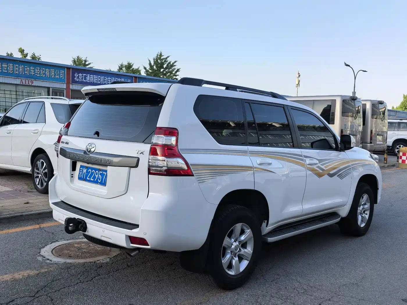 Toyota Prado 2014 4.0L Automatic TX-L фото 7
