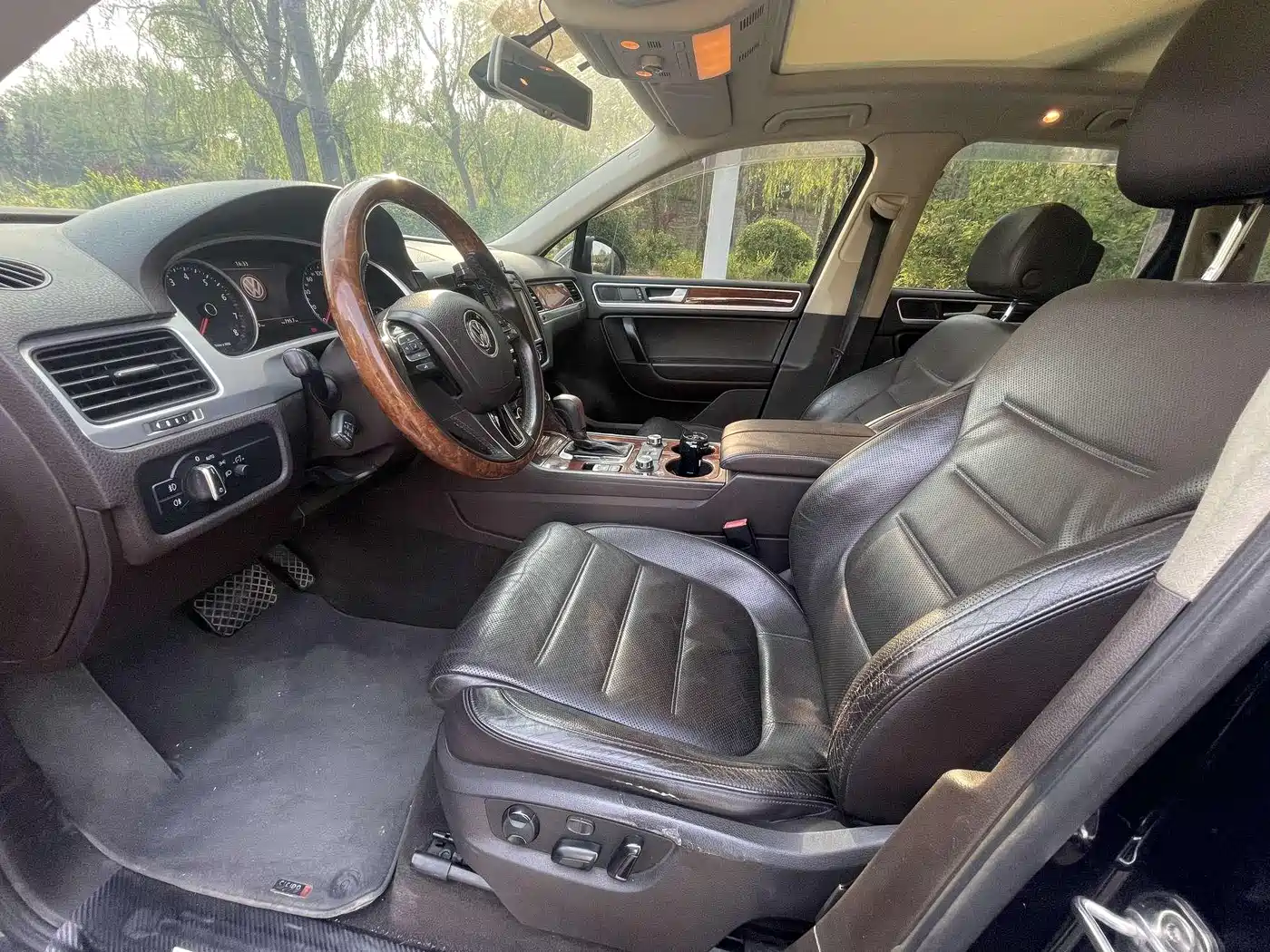 Volkswagen Touareg 2011 3.0TSI Premium фото 7