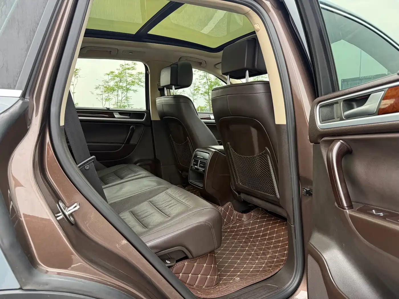 Volkswagen Touareg 2011 3.0TSI Comfort фото 13