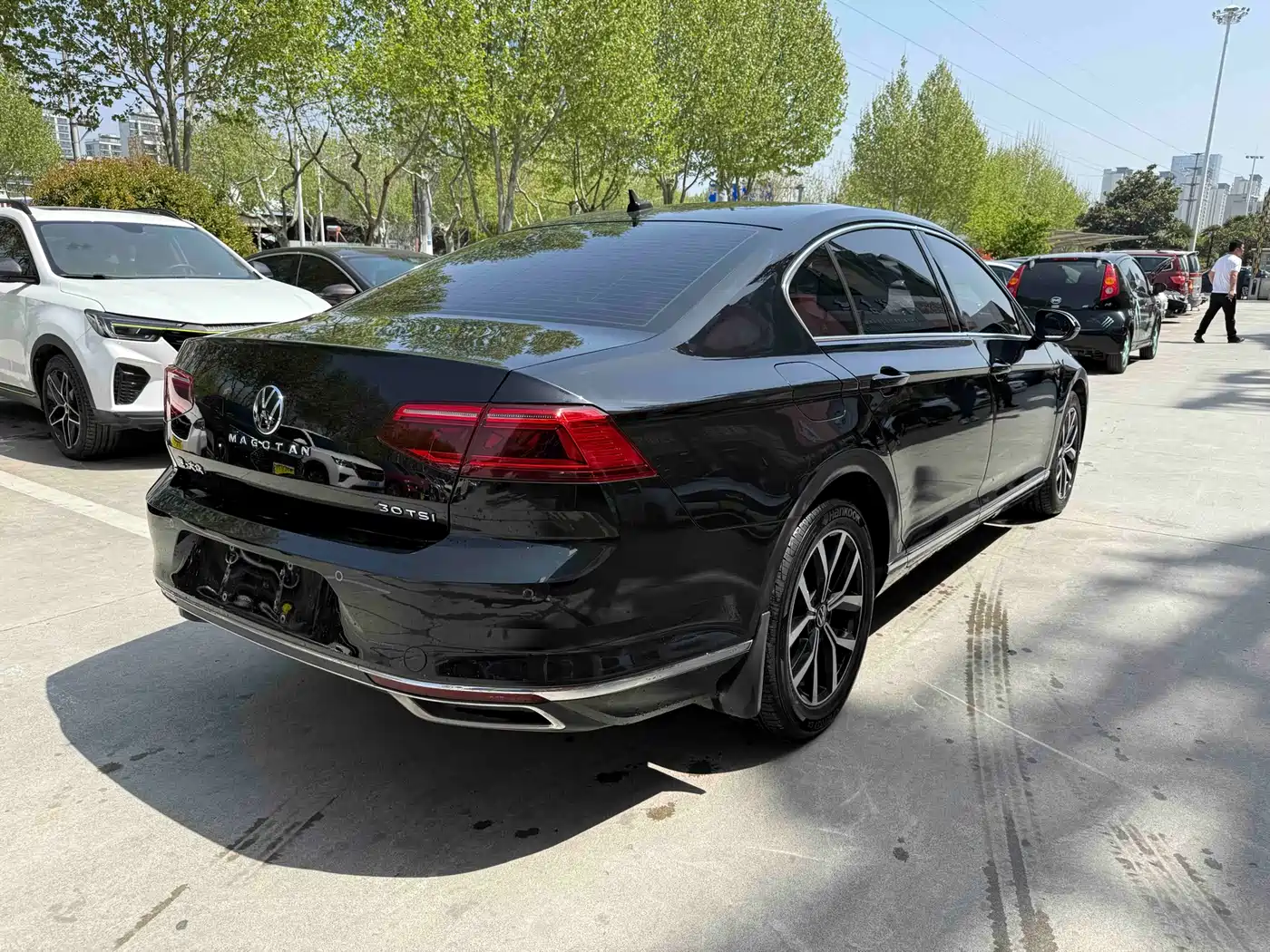 Volkswagen Magotan 2020 330TSI DSG Leading фото 4