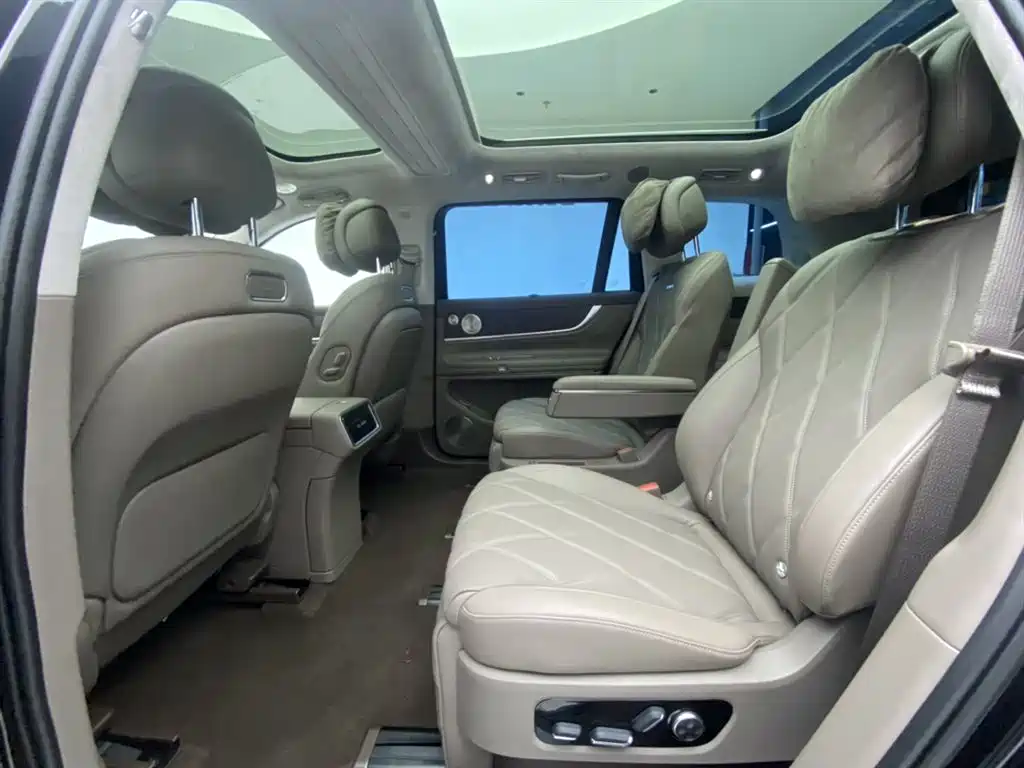 AITO Wenjie AITO M9 2025 Extended Range Ultra 52kWh 6-Seater фото 27