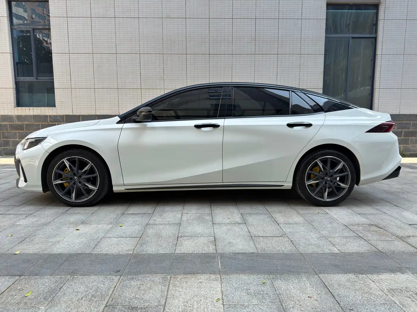 GAC Trumpchi Trumpchi Emkoo 2023 270T DCT J15 Edition фото 4