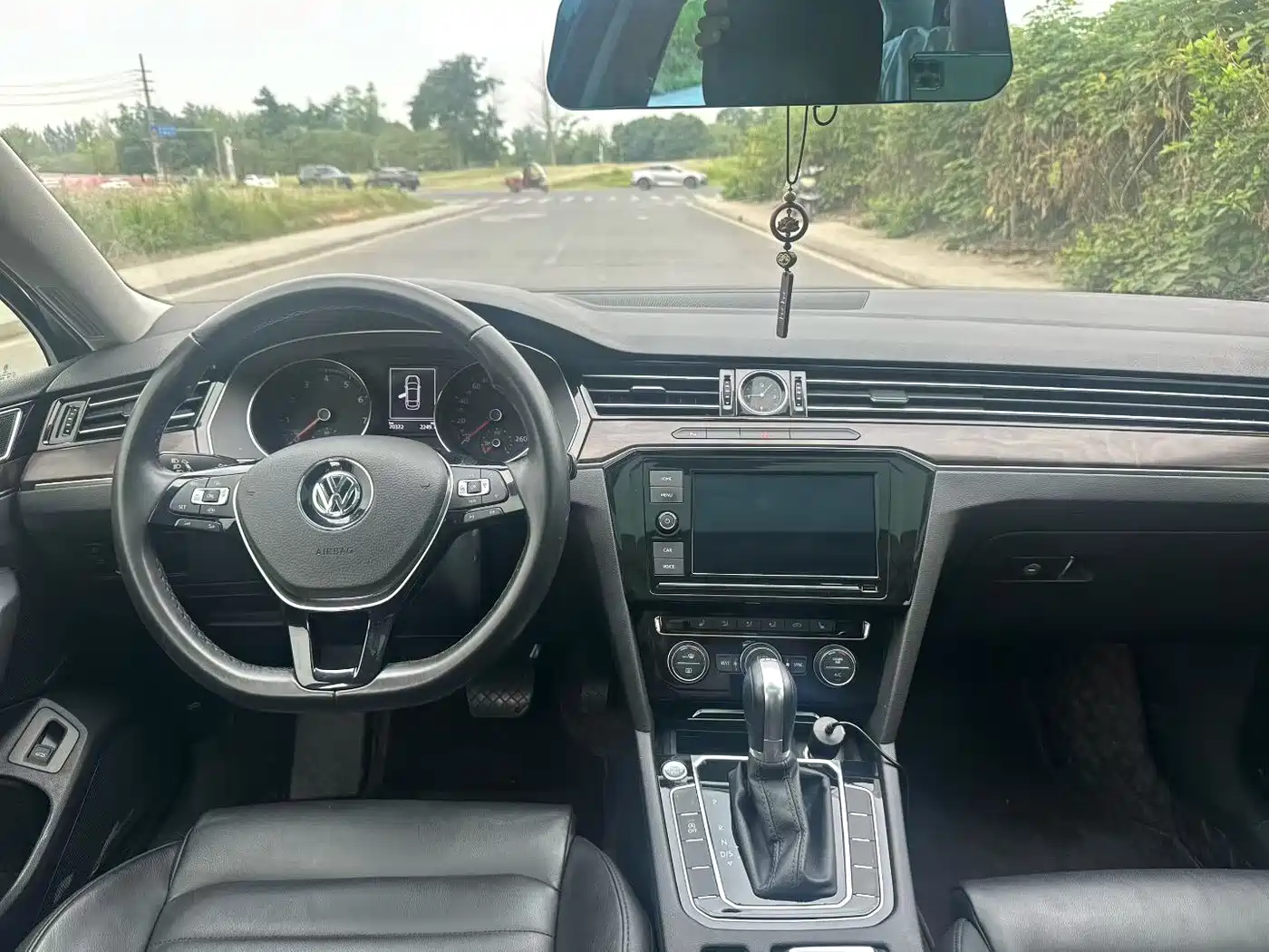 Volkswagen Magotan 2019 330TSI DSG Luxury Class China VI фото 5