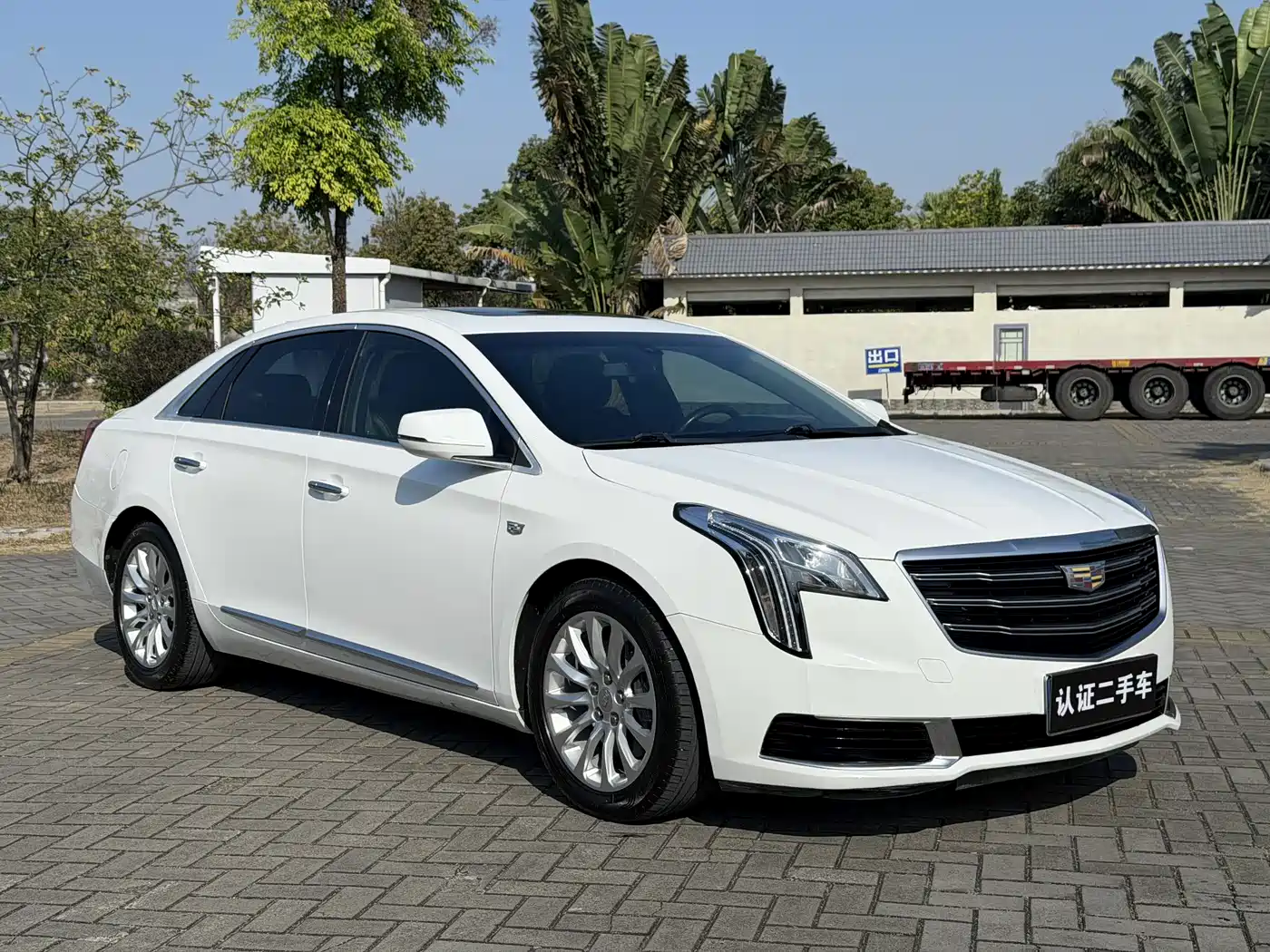 Cadillac XTS 2018 28T Technology фото 3