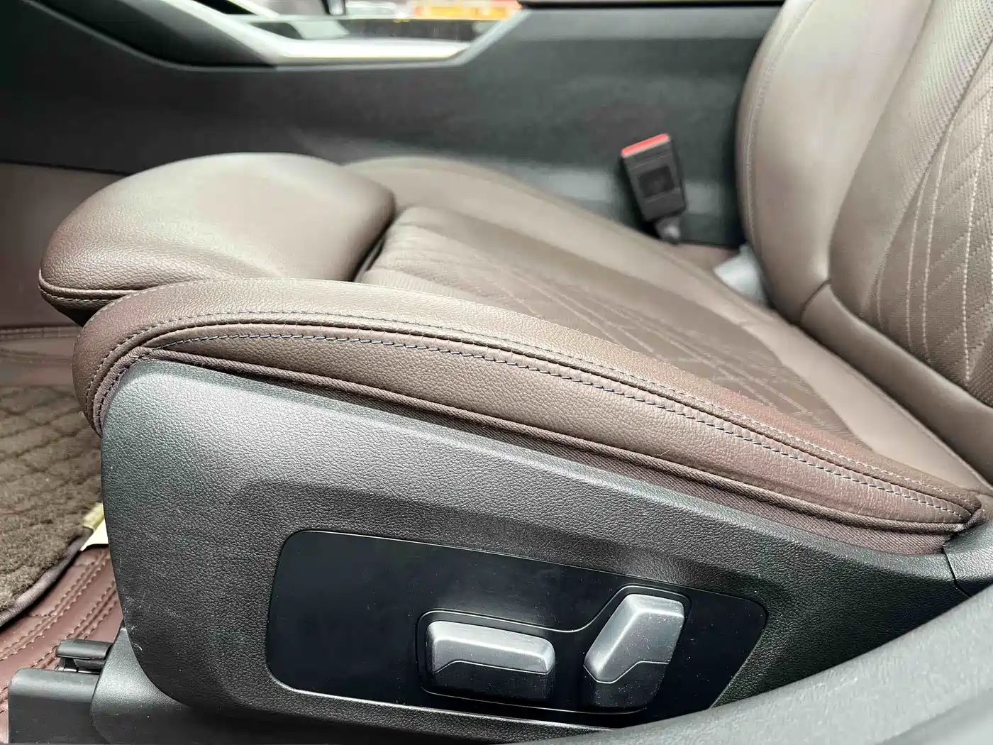 BMW 3 Series 2022 Facelift 325i M Sport Package фото 13