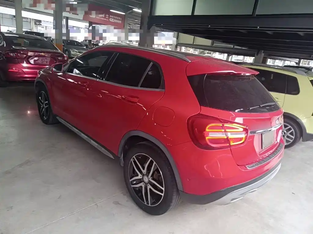 Mercedes-Benz GLA 2015 GLA 200 Dynamic фото 5