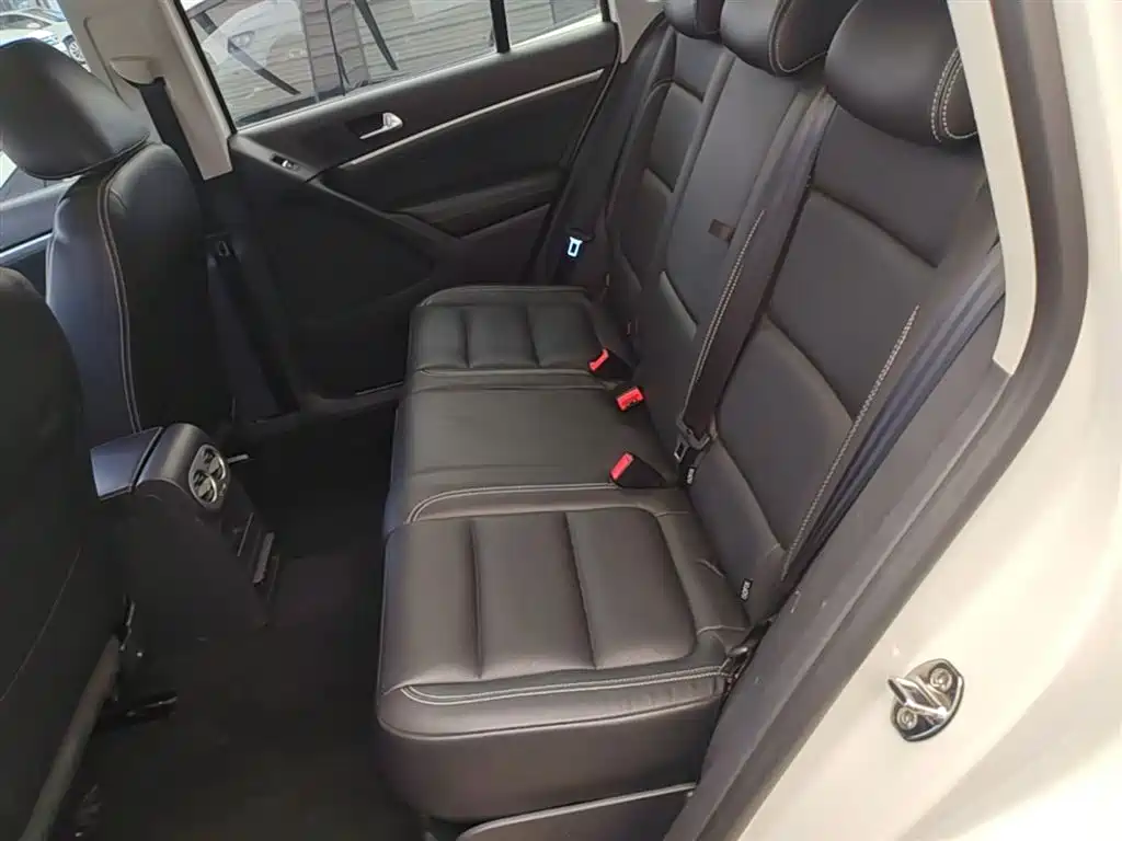 Volkswagen Tiguan 2016 Model 300TSI Automatic 2WD Luxury Edition фото 17