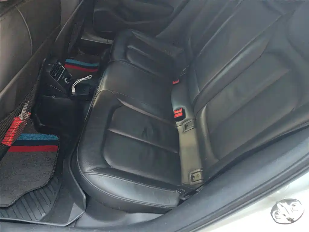Audi A3 2018 30th Anniversary Limousine 35 TFSI Style фото 15