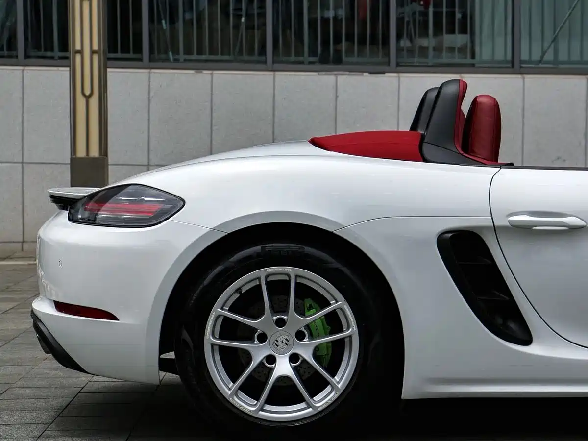 Porsche 718 2016 Boxster 2.0T фото 6
