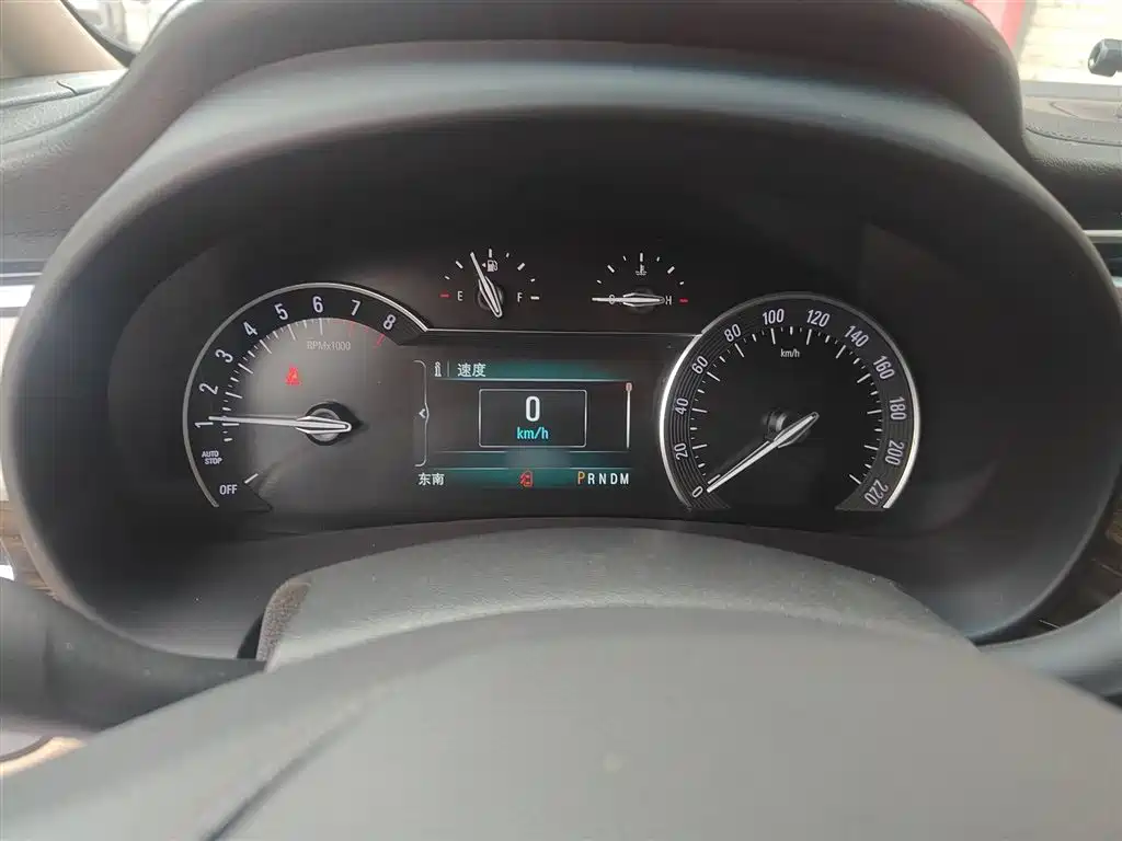 Buick GL8 2017 ES 28T Luxury China V фото 4