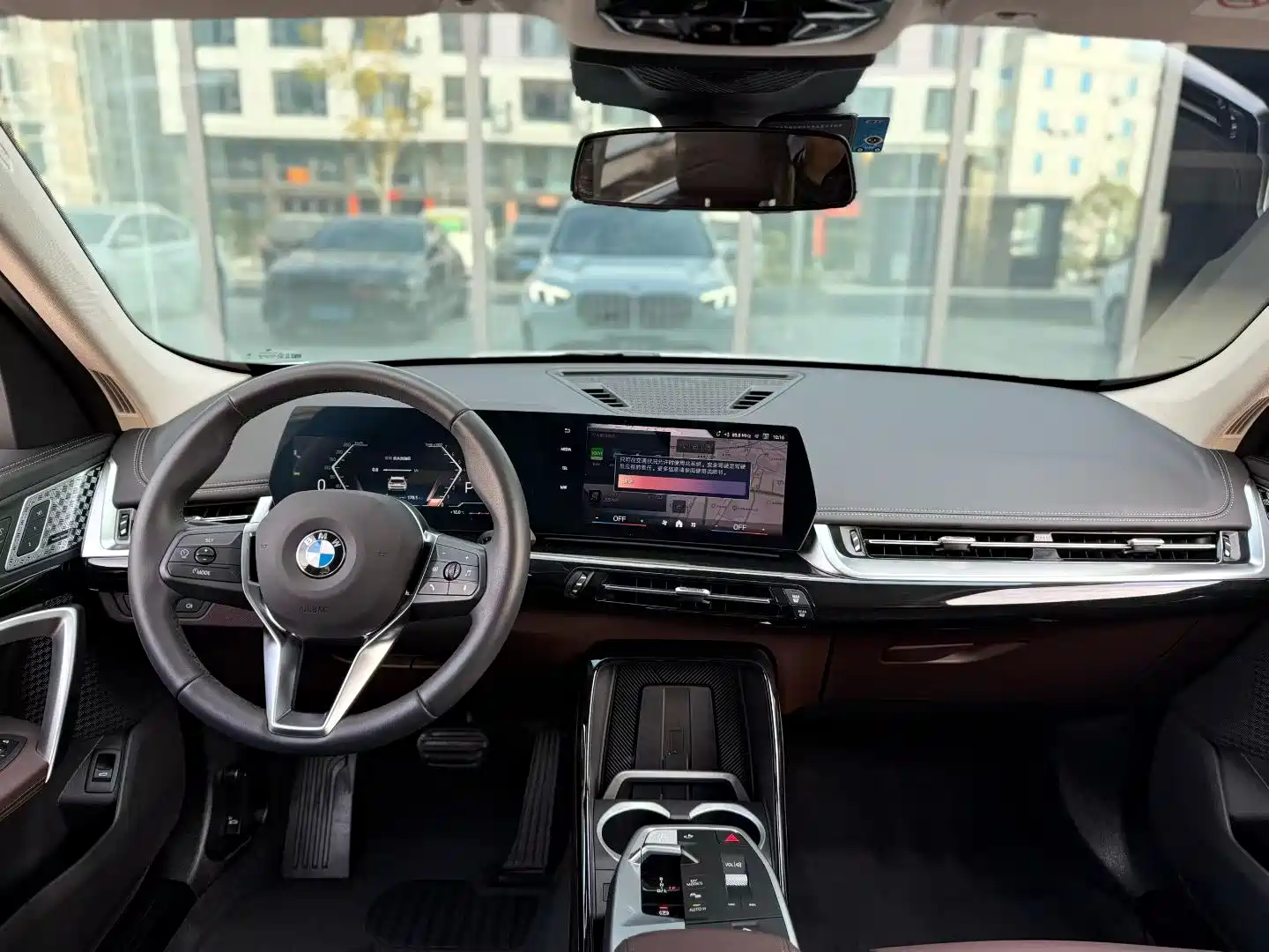Фото 4 - BMW X1