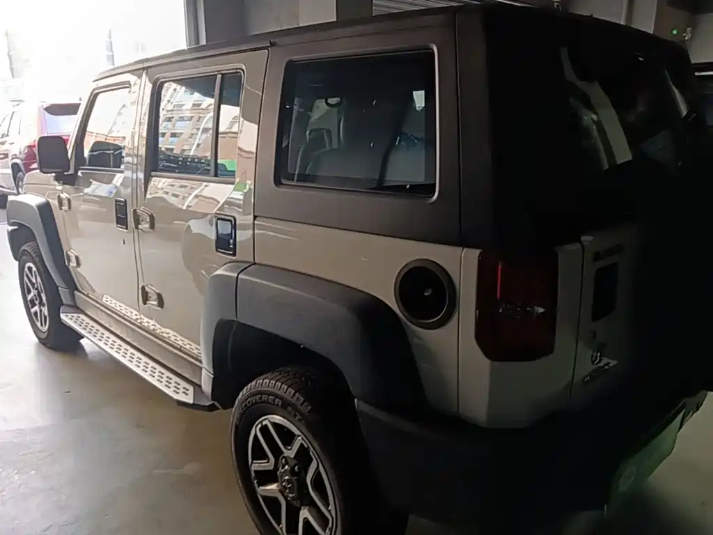 BAIC ORV Beijing Offroad BJ40 2016 2016 Model 40L 2.3T Automatic 4WD Exclusive