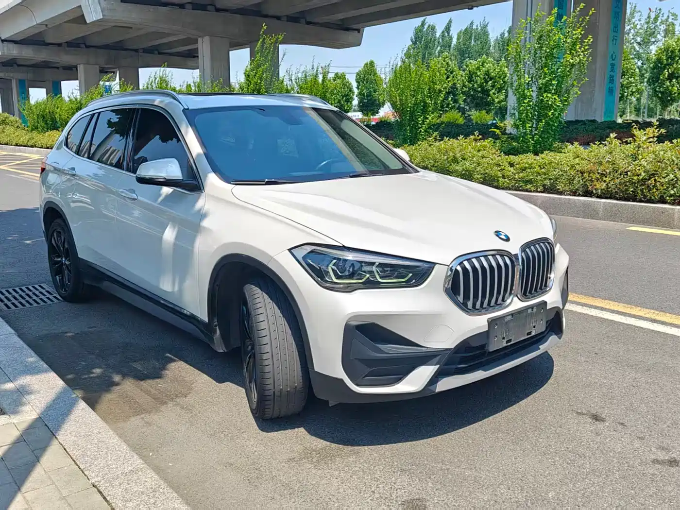 BMW X1 2020 sDrive20Li Fashion Model фото 2