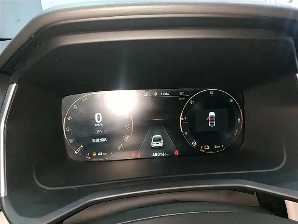 Lynk & Co 06 EM-P 2022 PHEV 84KM Range Pro фото 12