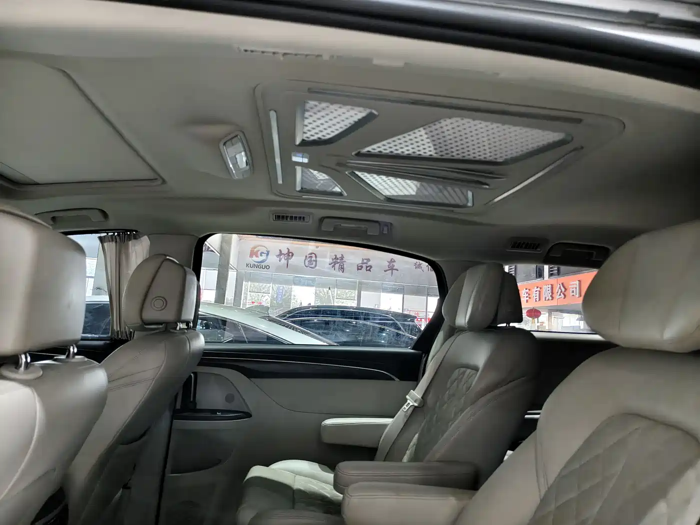 Buick GL8 2021 ES Landlord 653T Comfort фото 6