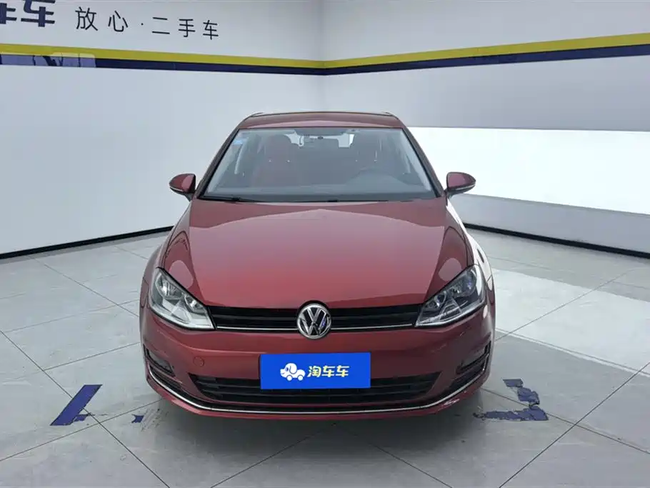 Volkswagen Golf 2015 1.6L Automatic Fashion фото 2